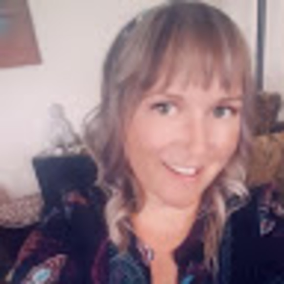 Meet your Posher, Marla - Picture 1 of 1